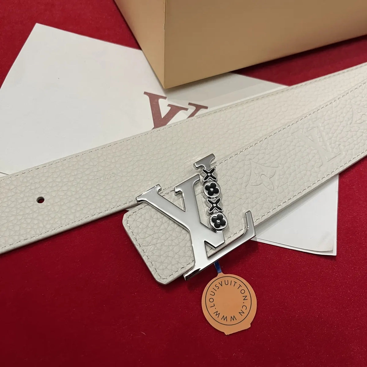Louis Vuitton White Embossed Belt - Hình 4