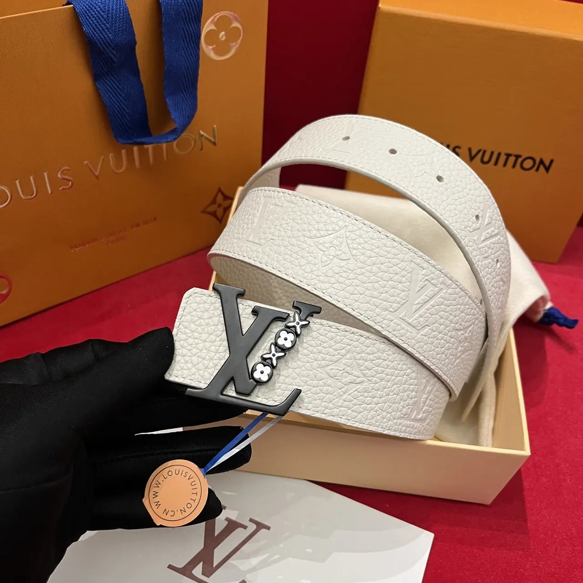 Louis Vuitton White Belt - Hình 4