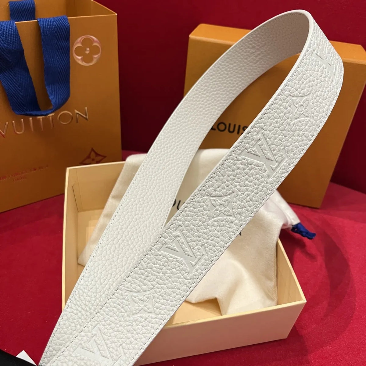 Louis Vuitton White Embossed Leather Belt - Hình 5