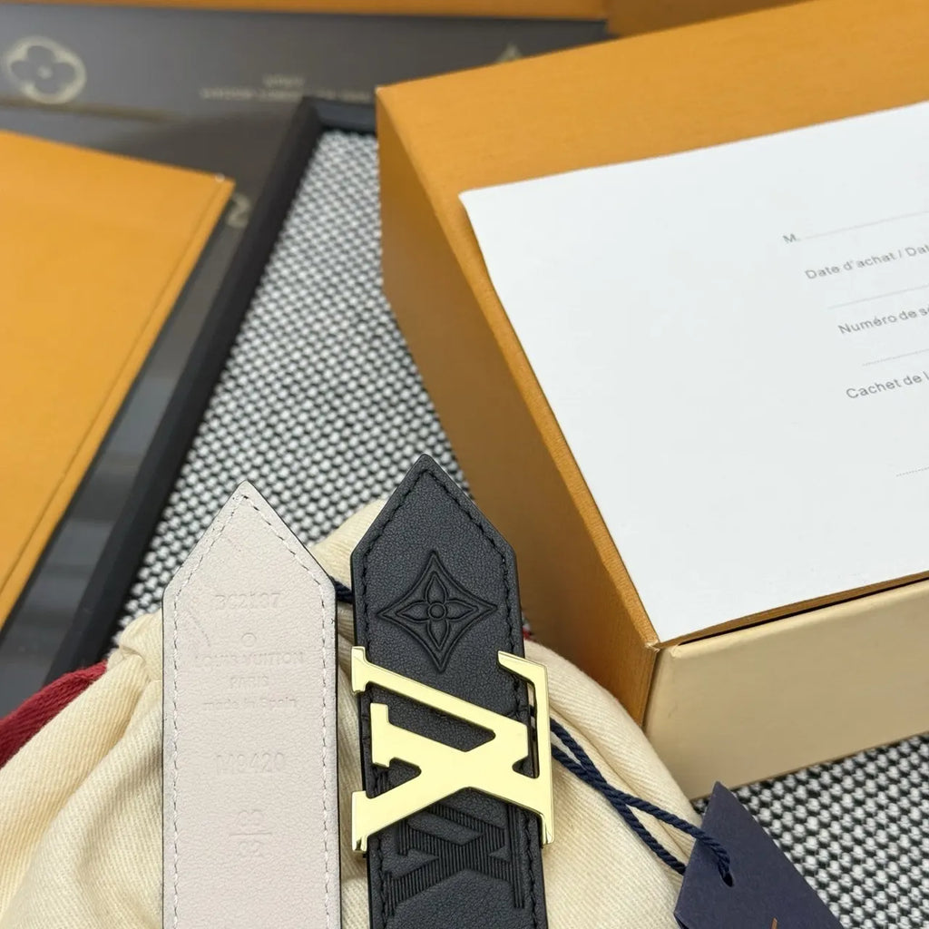 black gold Louis Vuitton Embossed Belt - Hình 2