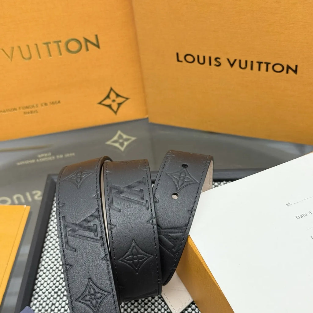 black gold Louis Vuitton Embossed Belt - Hình 5