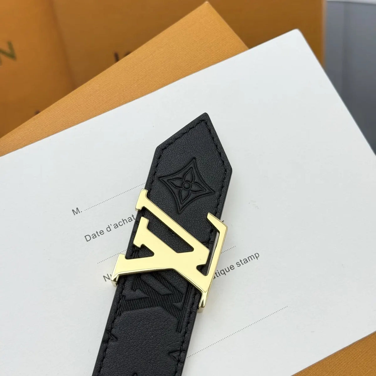 black gold Louis Vuitton Embossed Belt - Hình 6
