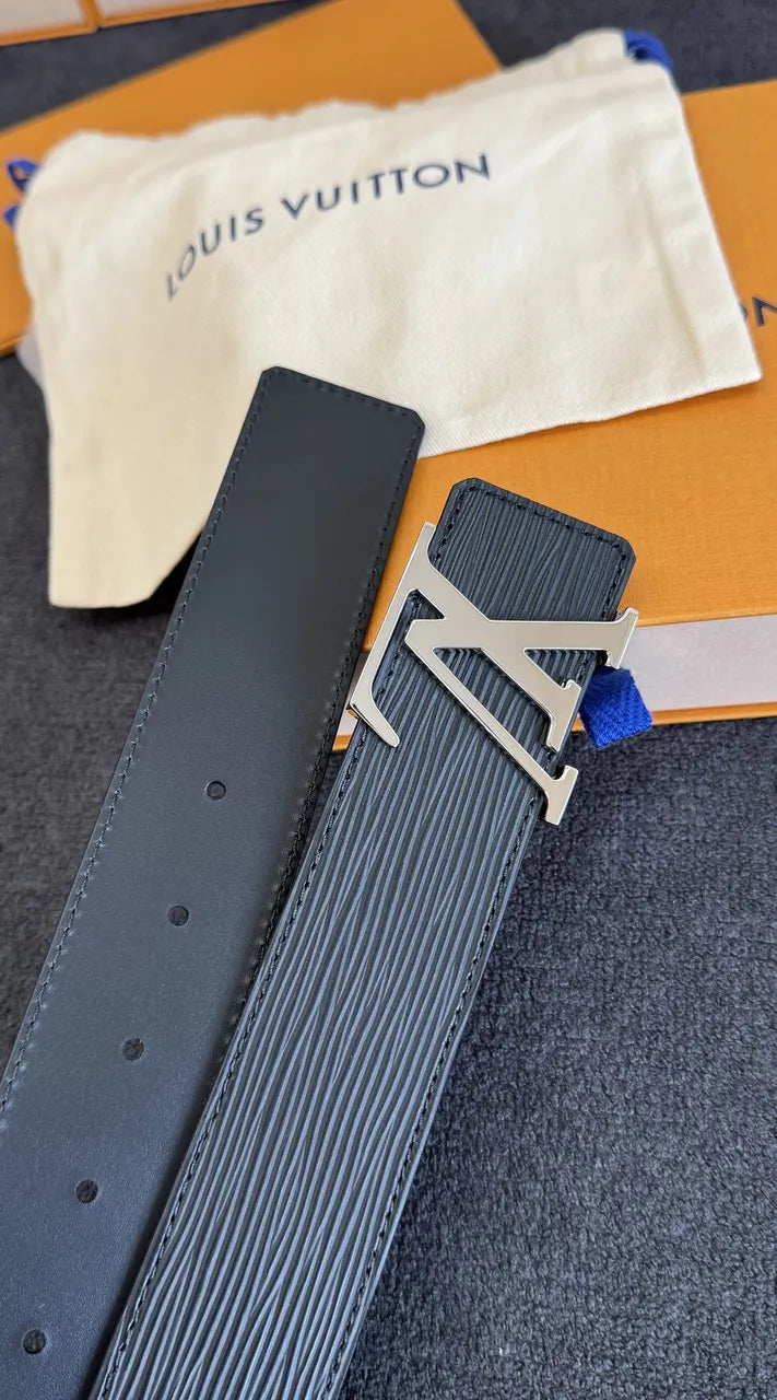 Louis Vuitton Ribbed Black Leather Belt - Hình 5