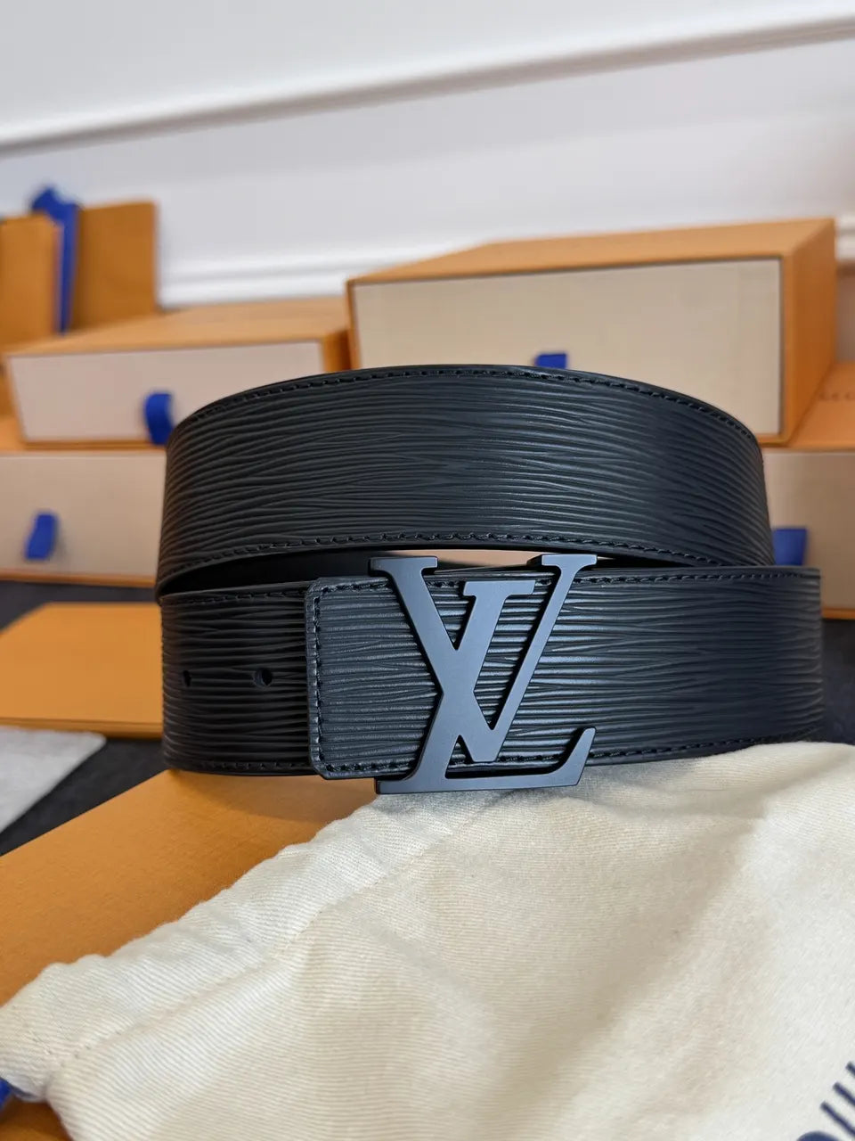 Louis Vuitton Black Epi Leather Belt - Hình 4
