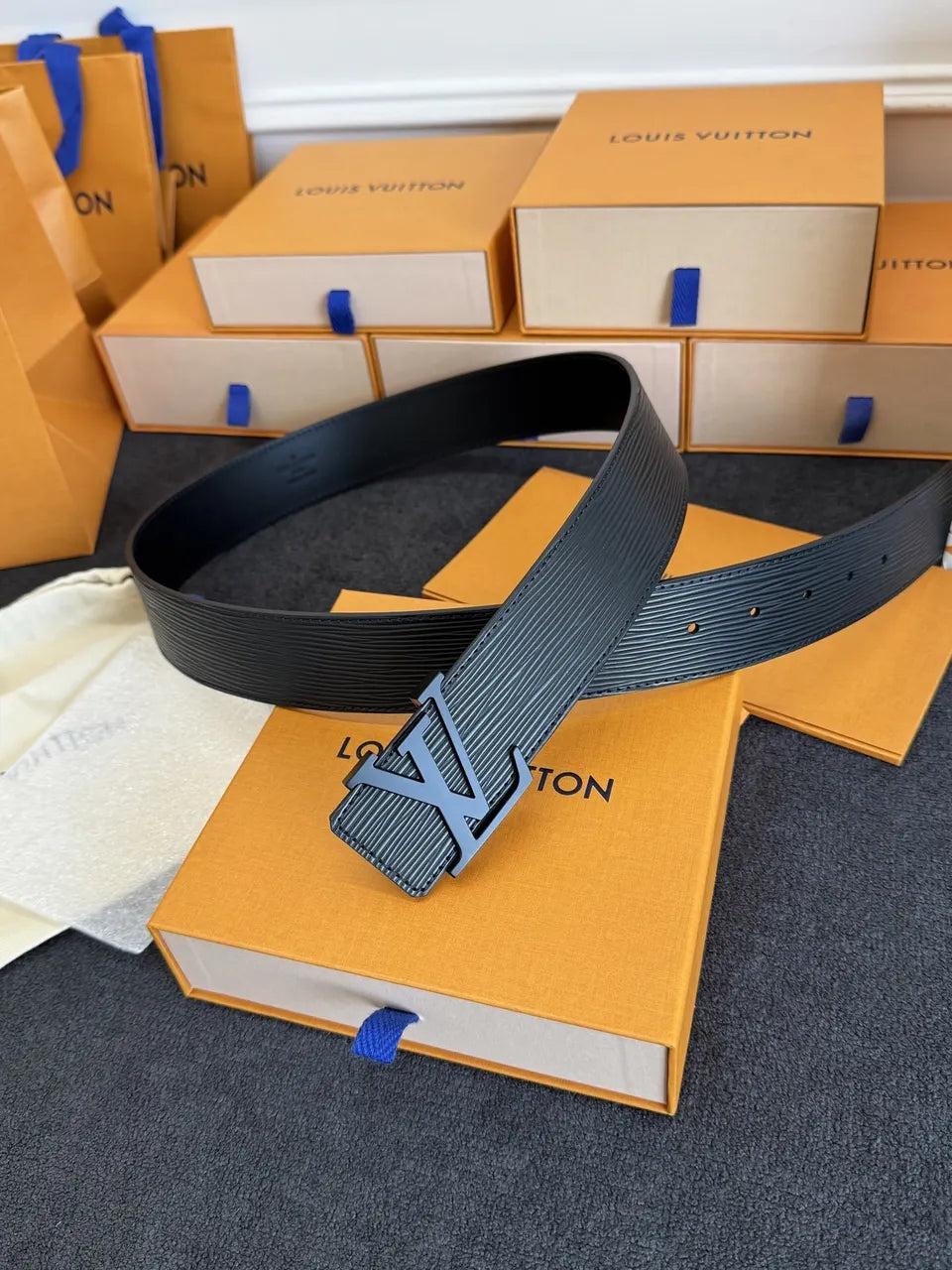 Louis Vuitton Black Epi Leather Belt - Hình 6