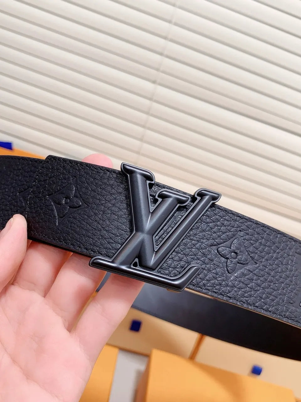Louis Vuitton Black Taurillon Leather Belt - Hình 5