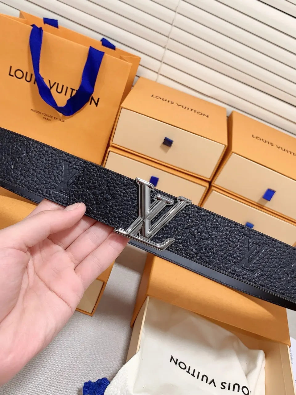 Louis Vuitton Monogram Silver Belt - Hình 6