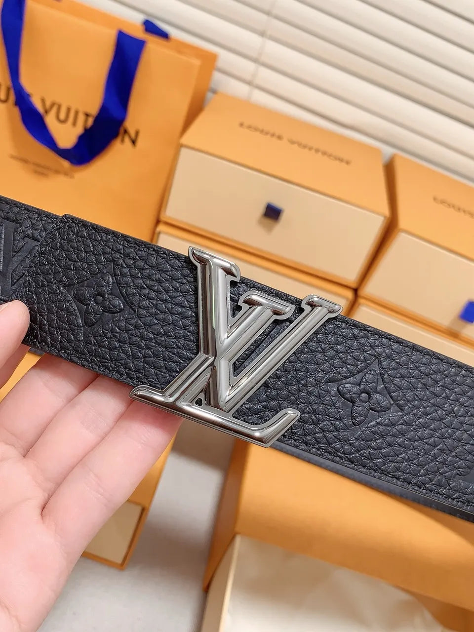 Louis Vuitton Monogram Silver Belt - Hình 7