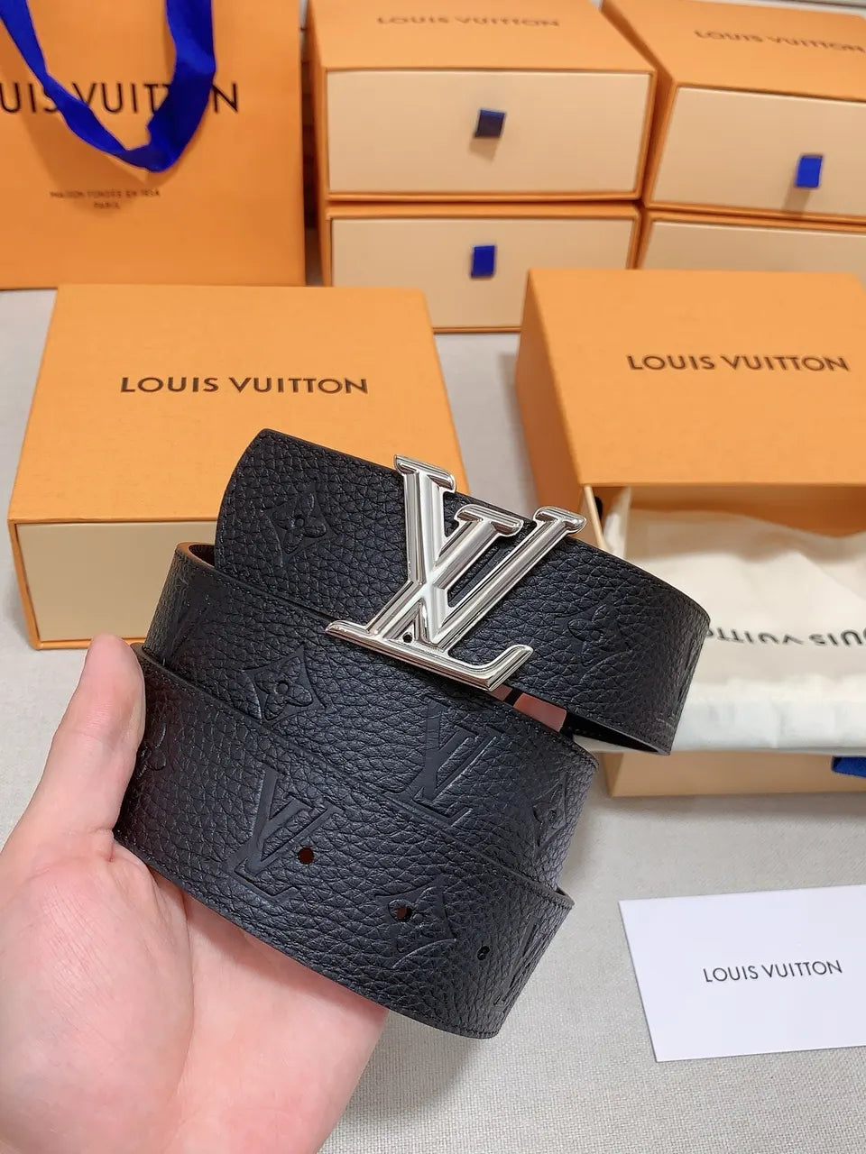Louis Vuitton Embossed Belt black - Hình 5