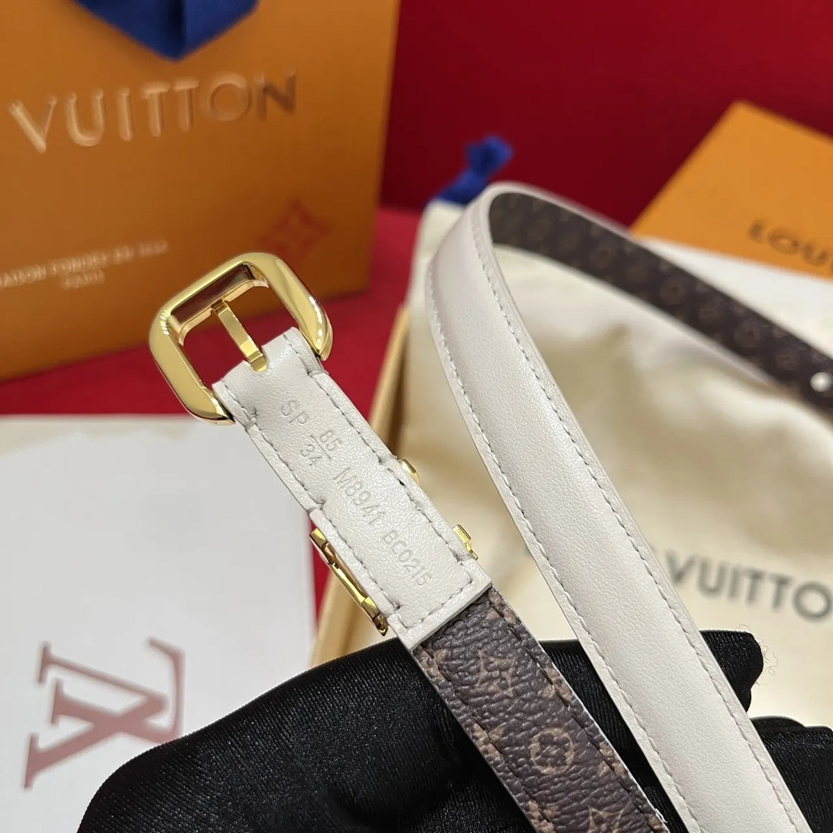 gold Louis Vuitton White Leather Belt - Hình 8