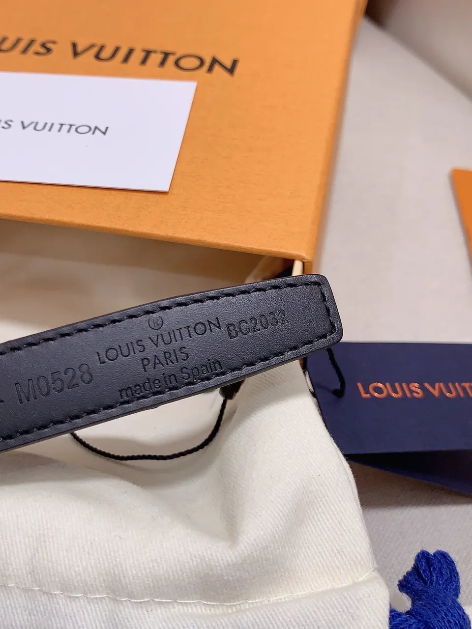thin Louis Vuitton Monogram Flower Belt - Hình 5
