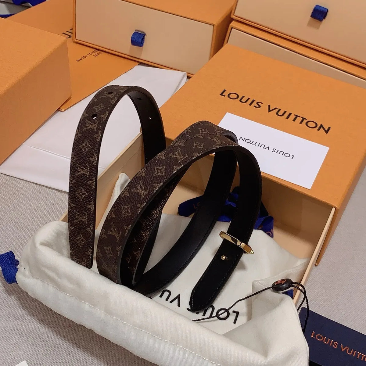 thin Louis Vuitton Monogram Flower Belt - Hình 7