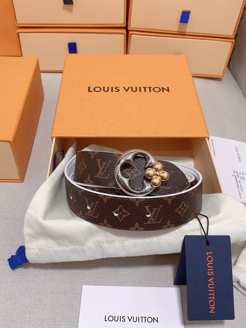 LV White Leather Clover Belt - Hình 6