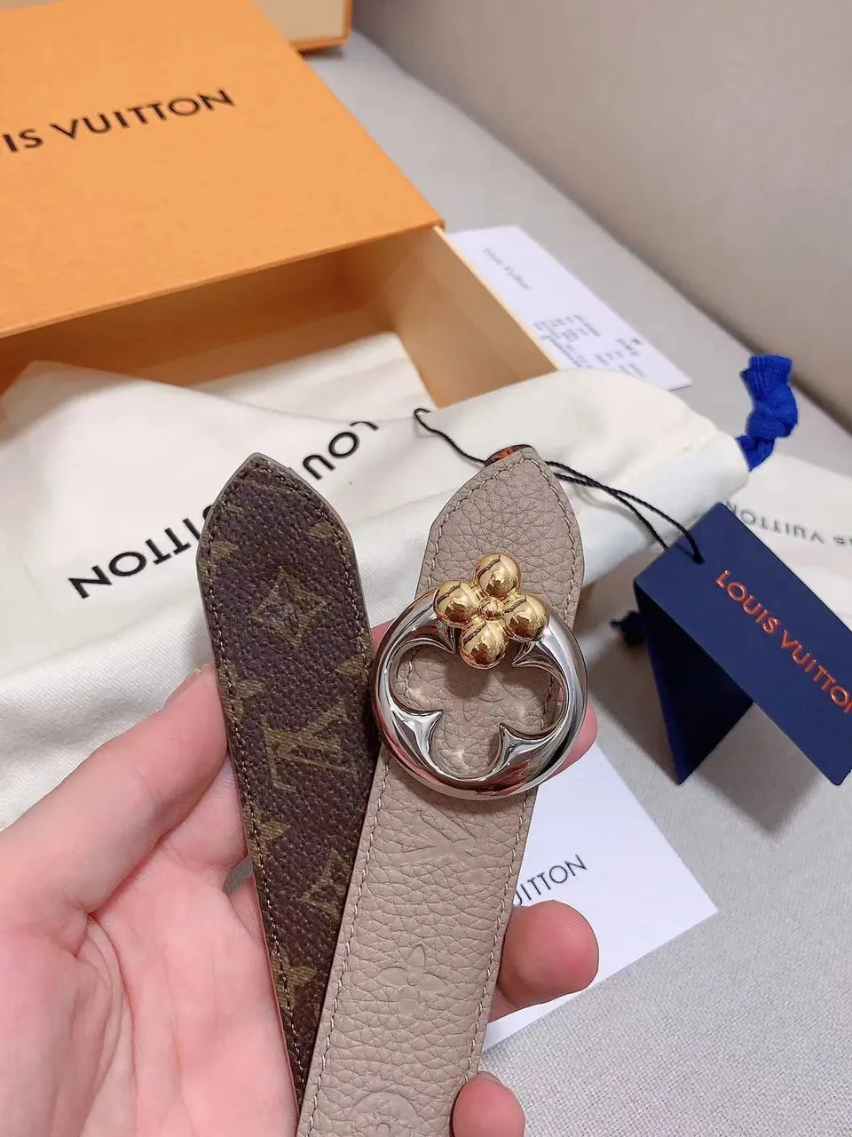 Louis Vuitton Taupe Flower Belt - Hình 3