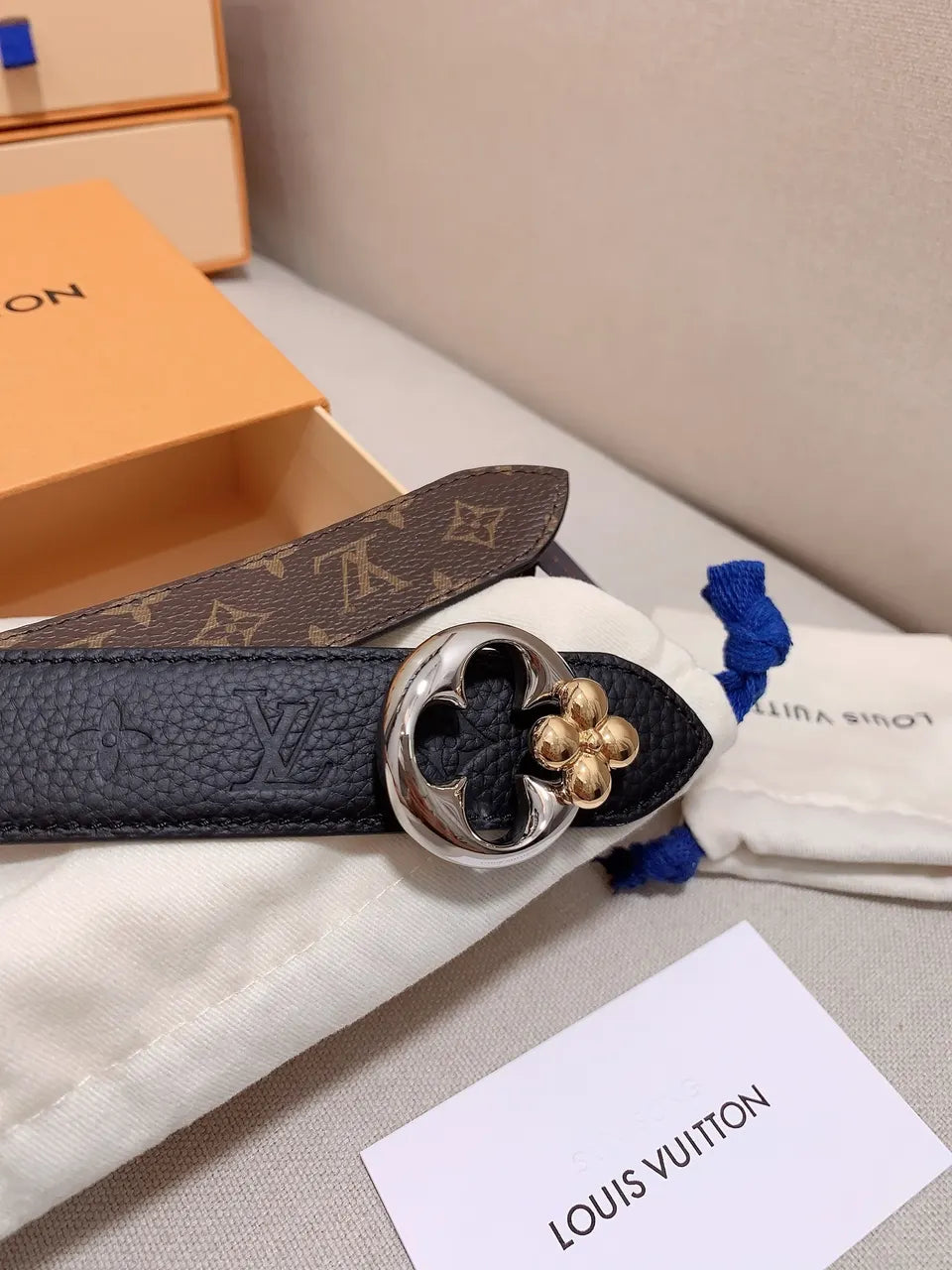 LV Black Leather Clover Belt - Hình 3