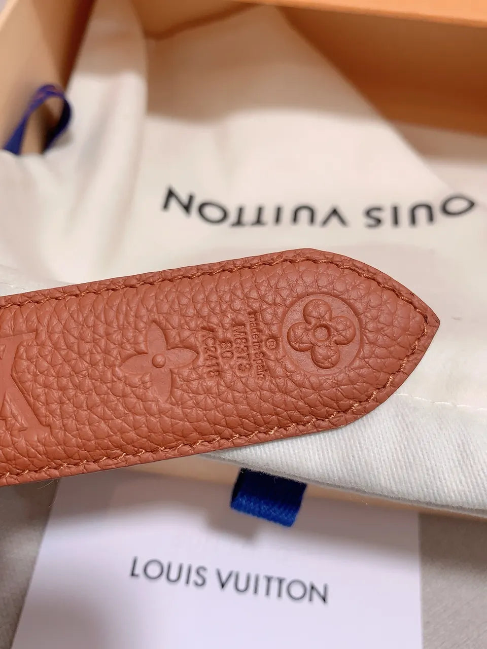clover Louis Vuitton Tan Leather Belt - Hình 7