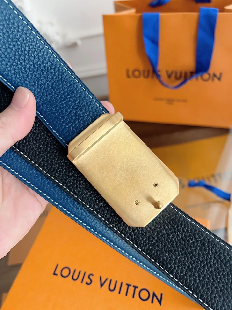 Louis Vuitton Black Leather Belt Gold Buckle - Hình 4