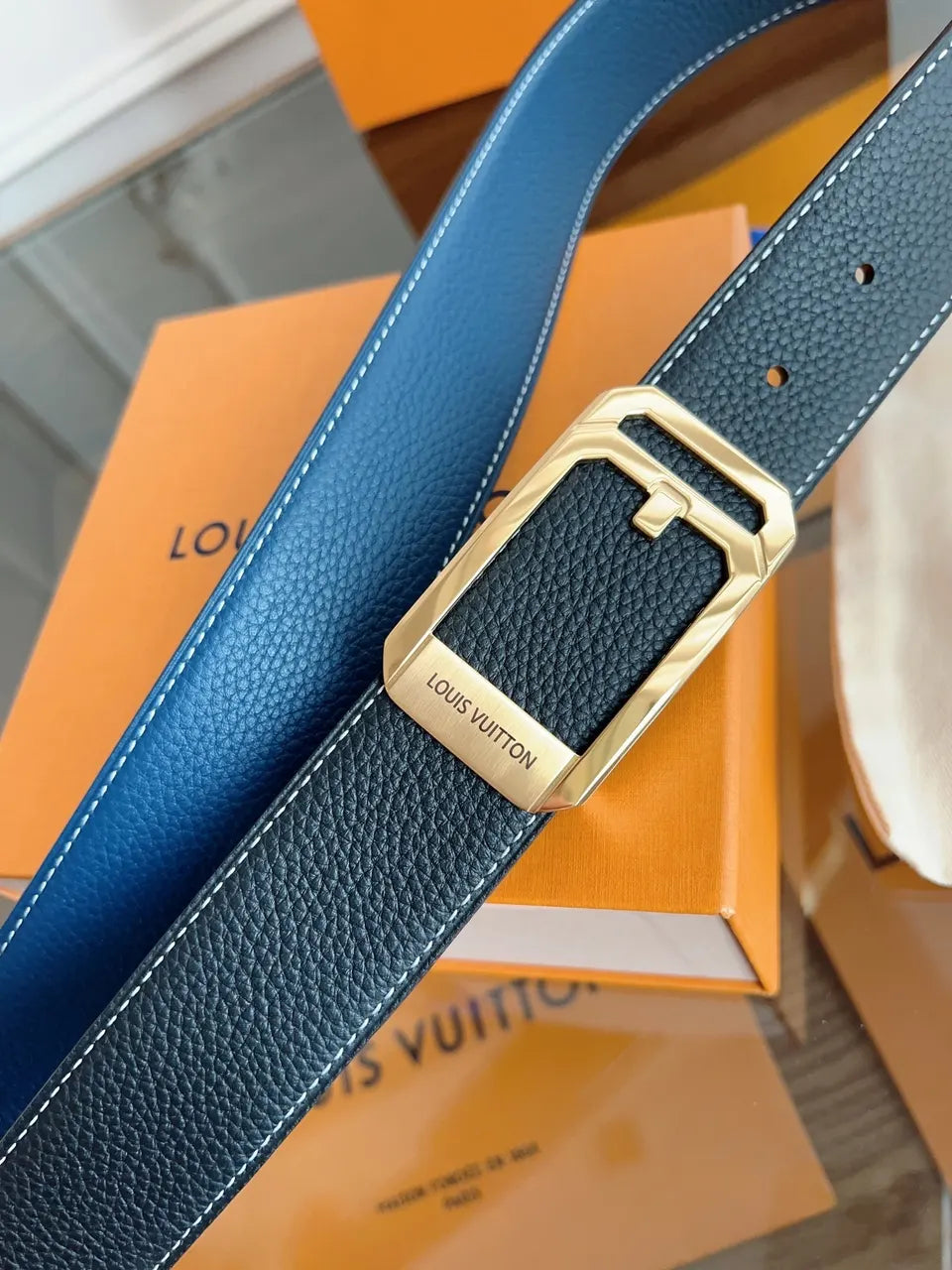 Louis Vuitton Black Leather Belt Gold Buckle - Hình 6