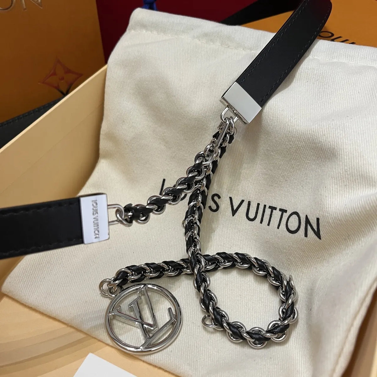 LV Black Leather Chain Belt - Hình 9