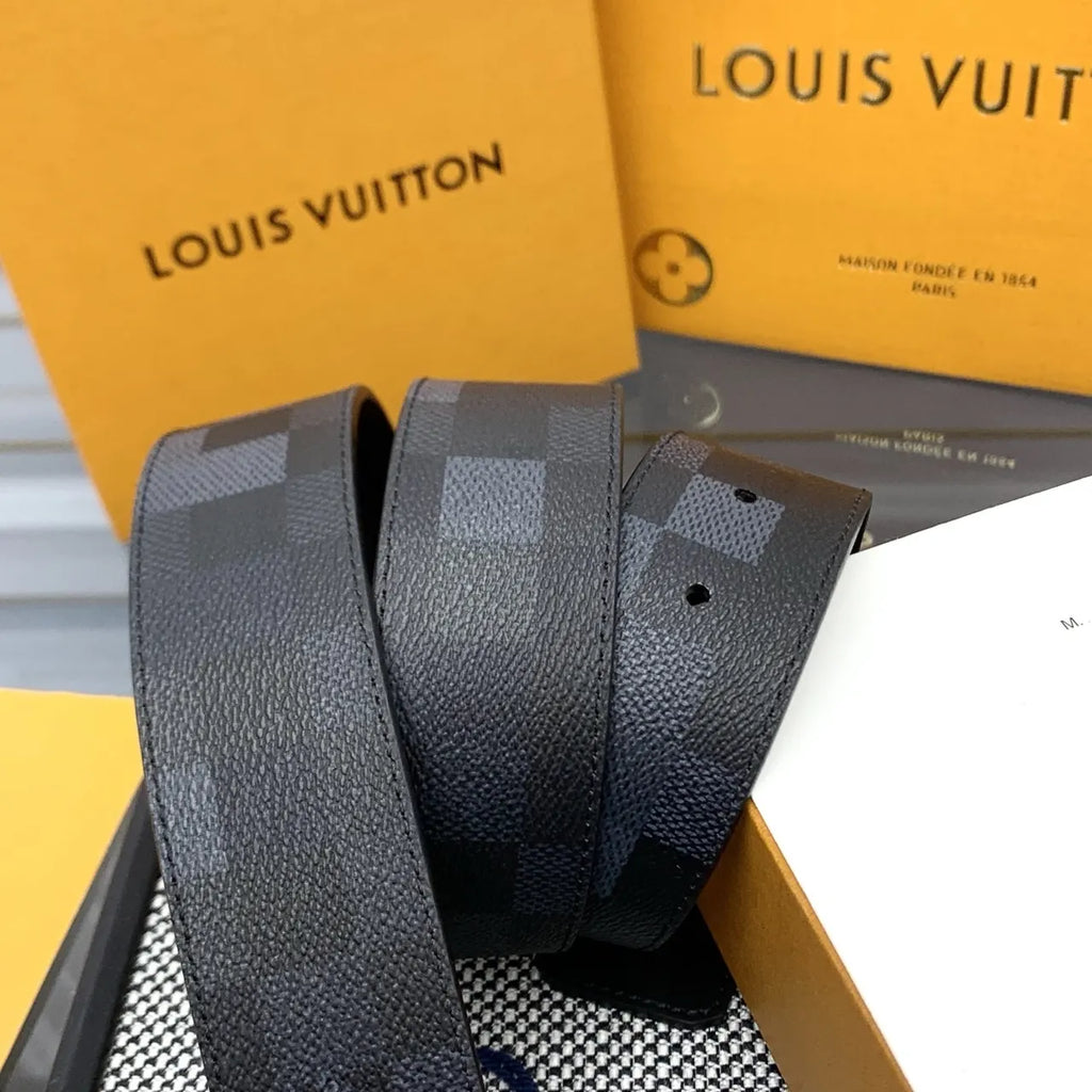 matte Louis Vuitton Damier Graphite Belt - Hình 6