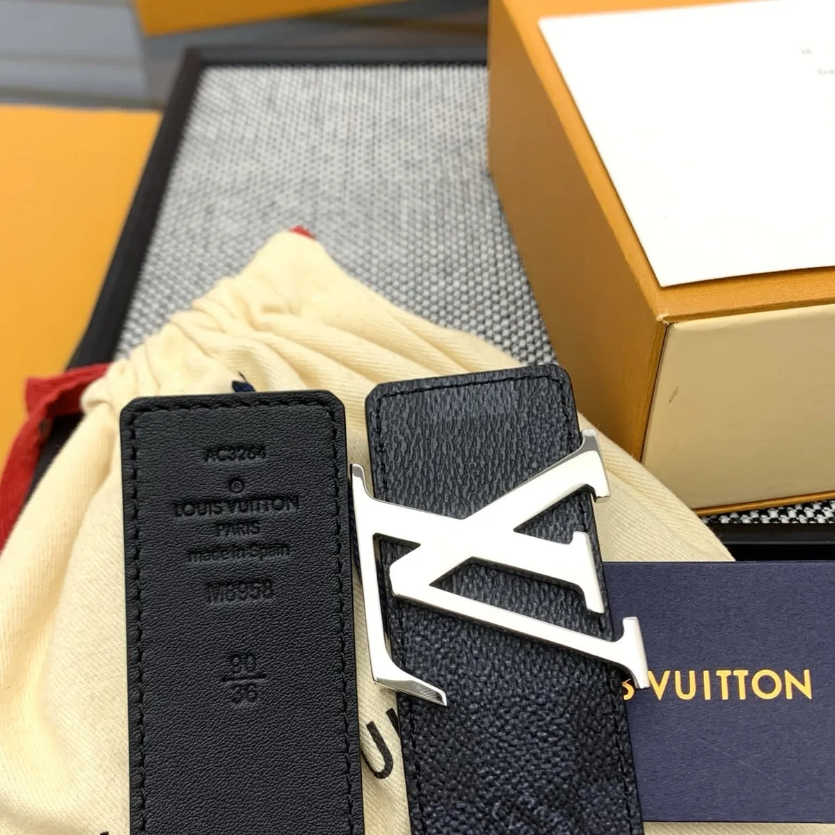 silver Louis Vuitton Graphite Damier Belt - Hình 2