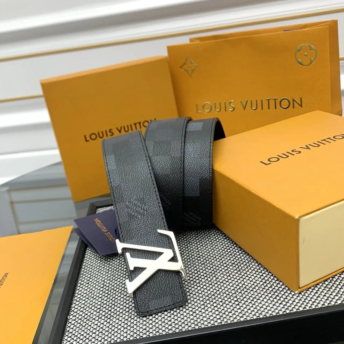 silver Louis Vuitton Graphite Damier Belt - Hình 5