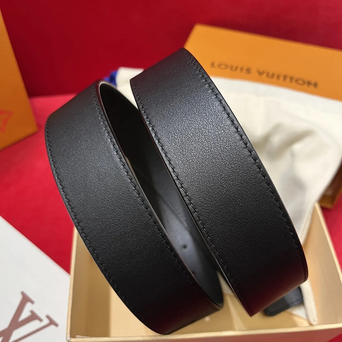 gold Louis Vuitton Black Leather Belt - Hình 6