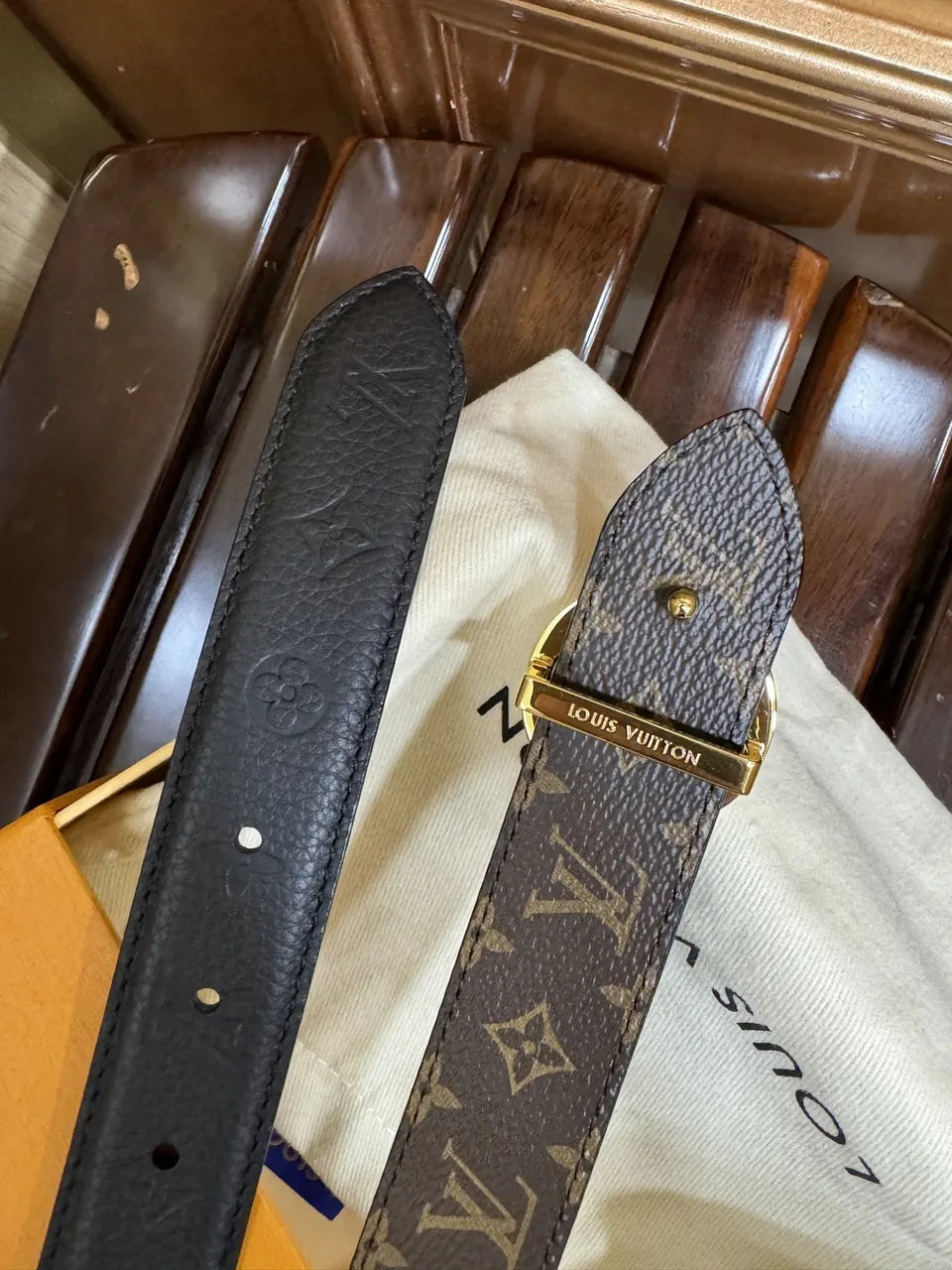 Louis Vuitton Flower Buckle Belt - Hình 5