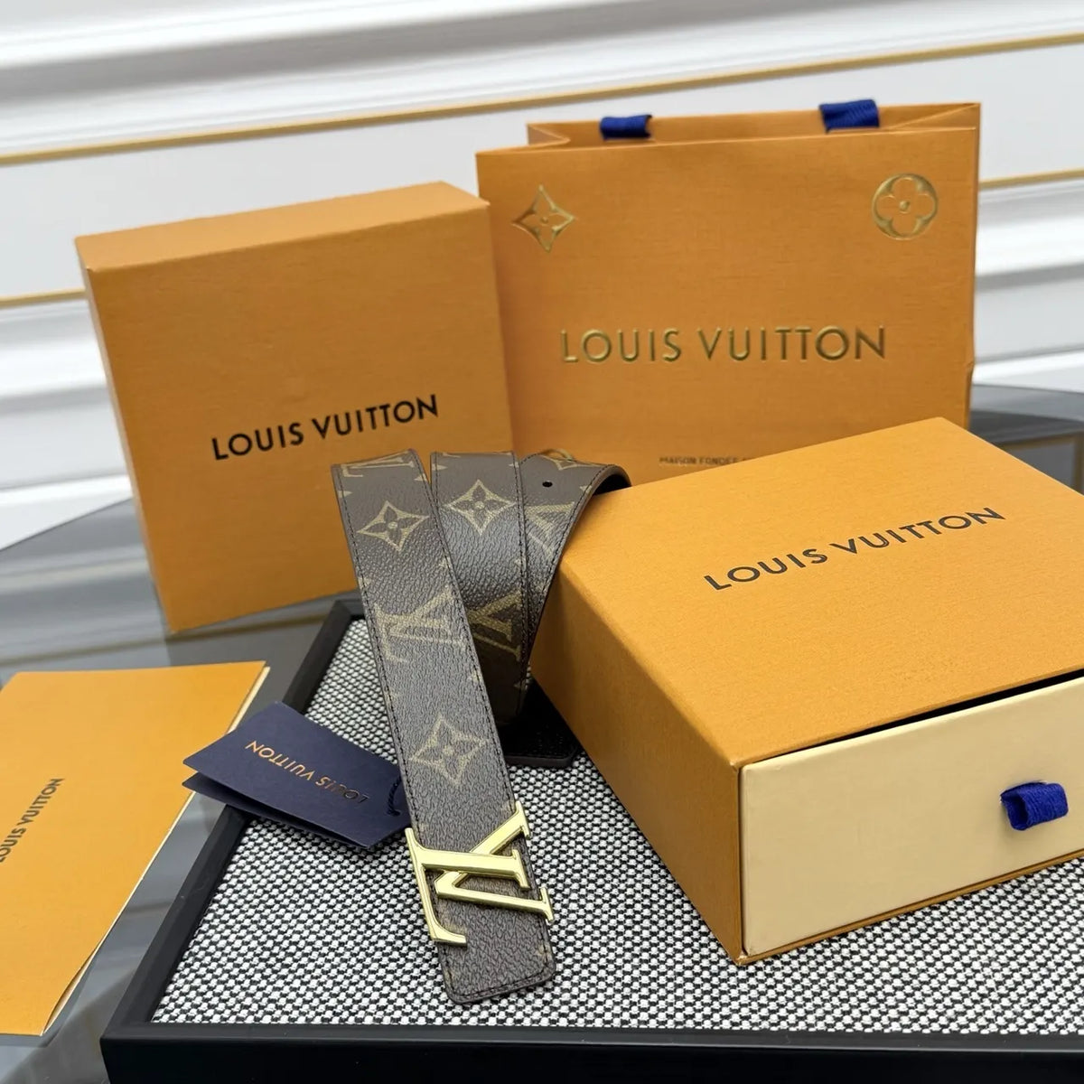gold Louis Vuitton Monogram Brown Belt - Hình 2