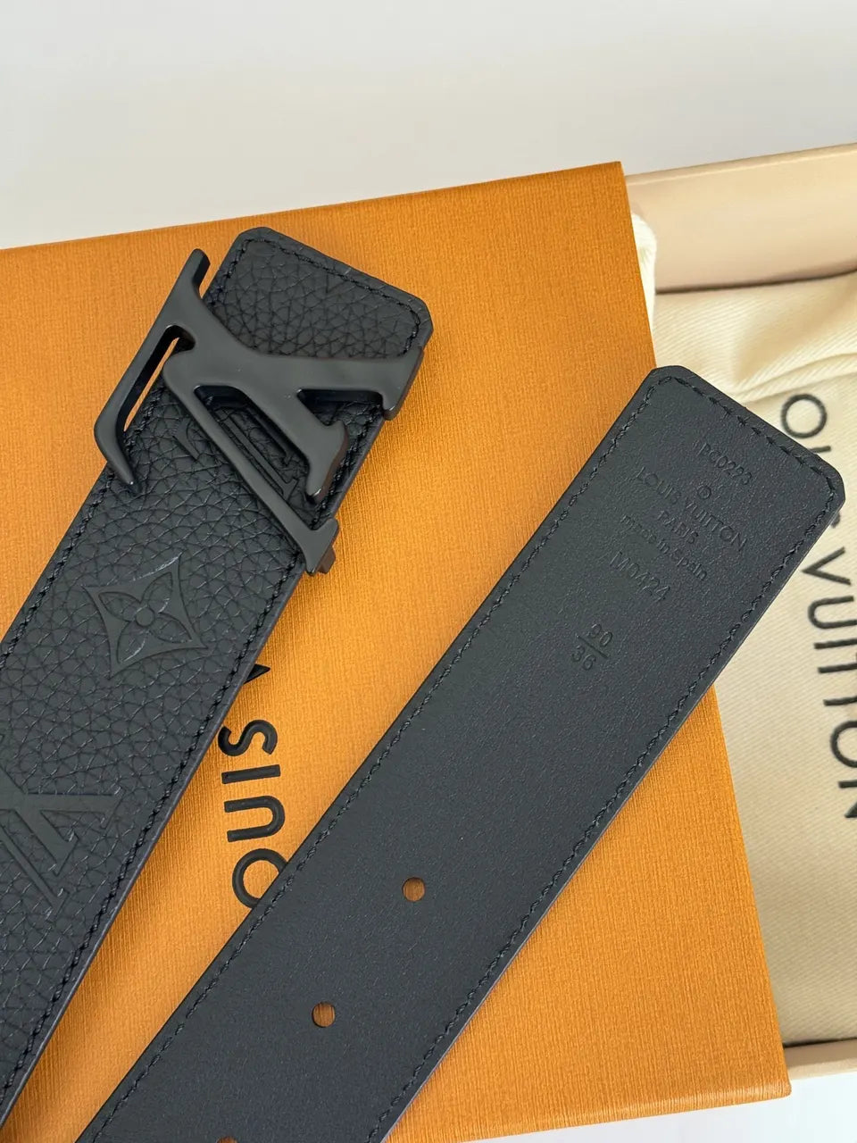 LV Embossed Black Leather Belt - Hình 8