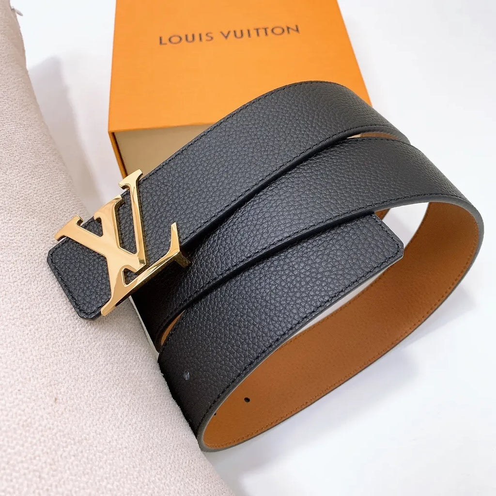 Louis Vuitton Black Leather Gold LV Initiales Belt