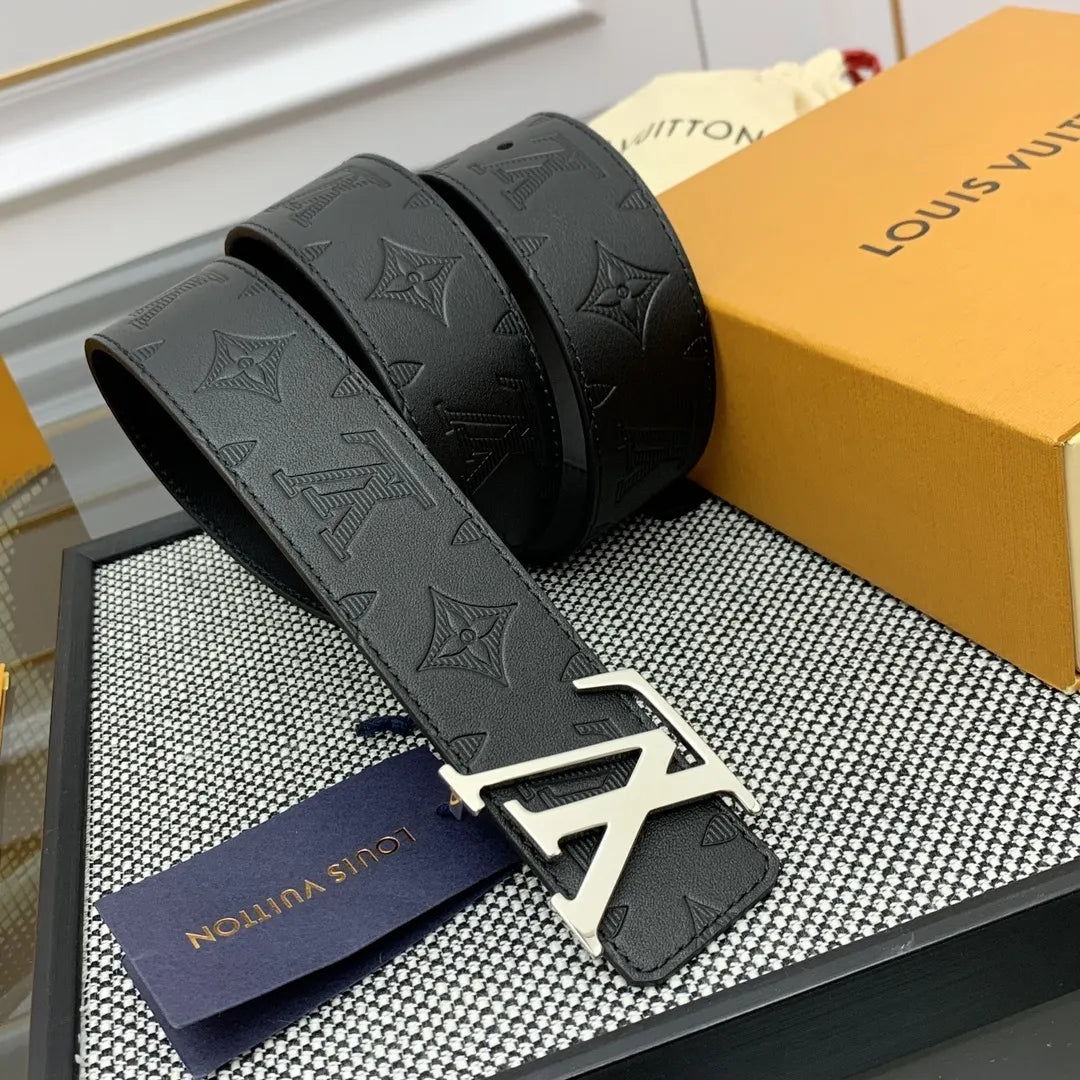 monogram Louis Vuitton Embossed Black Belt - Hình 3