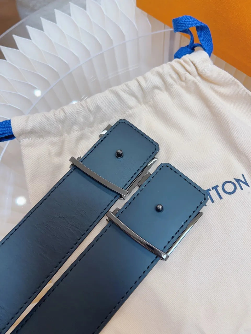 Louis Vuitton Grey Monogram Belt - Hình 2