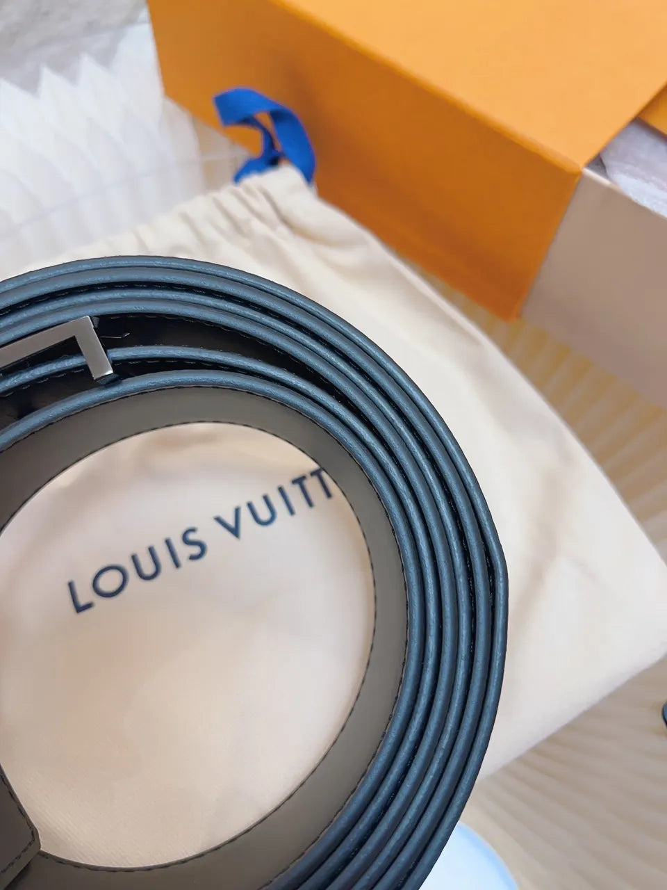 Louis Vuitton Grey Monogram Belt - Hình 3