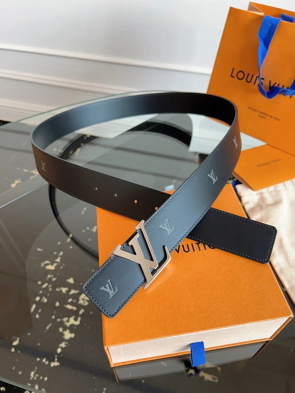 black Louis Vuitton Monogram Belt - Hình 2