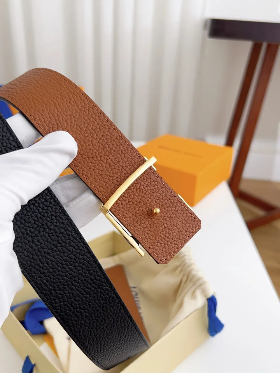 Louis Vuitton Black Leather Gold Buckle Belt - Hình 5
