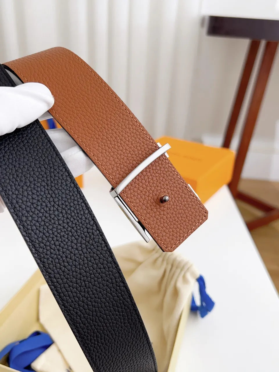 silver Louis Vuitton Black Leather Belt - Hình 5