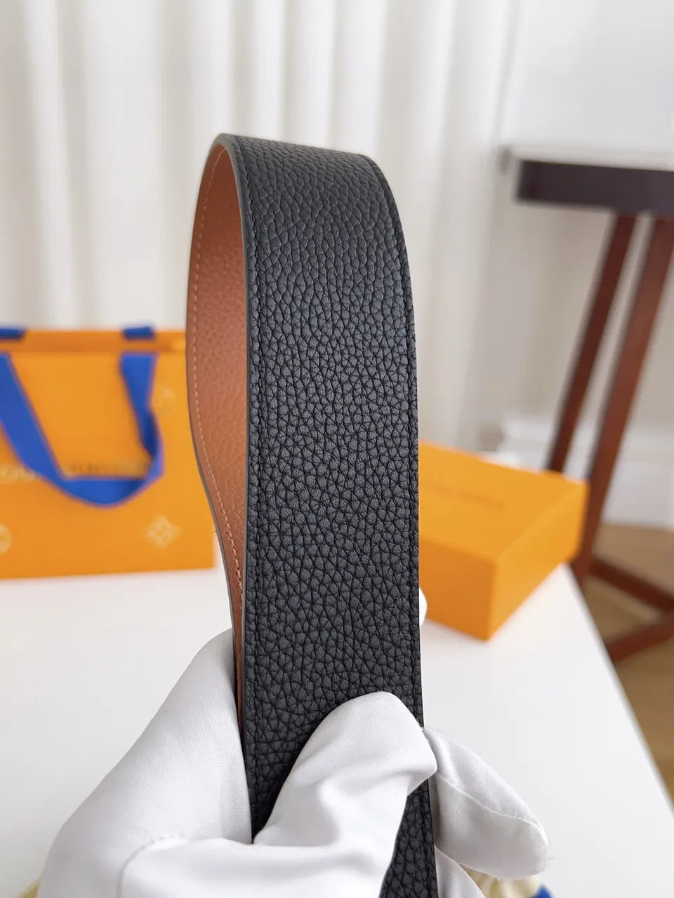 silver Louis Vuitton Black Leather Belt - Hình 6