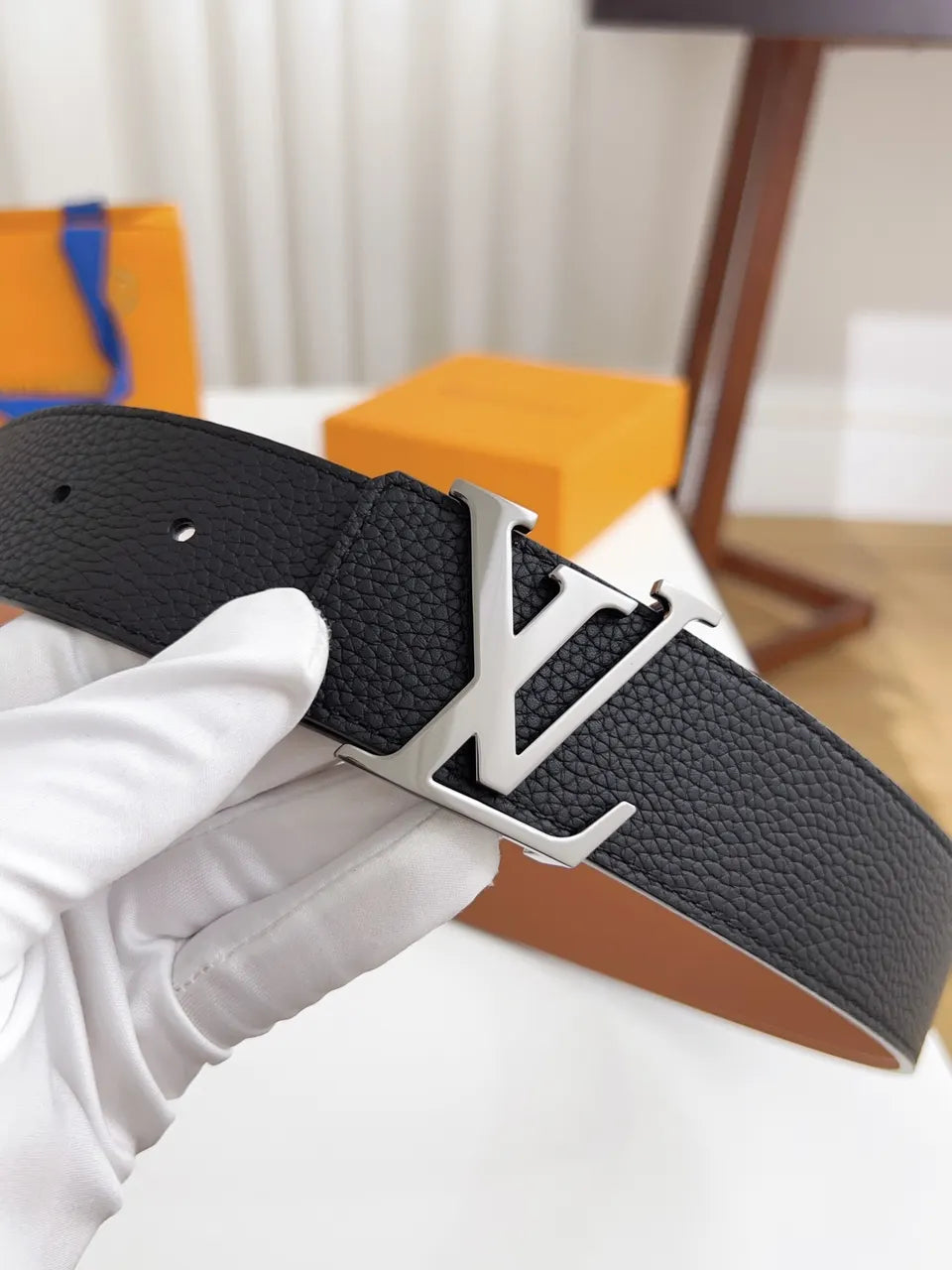 silver Louis Vuitton Black Leather Belt - Hình 9