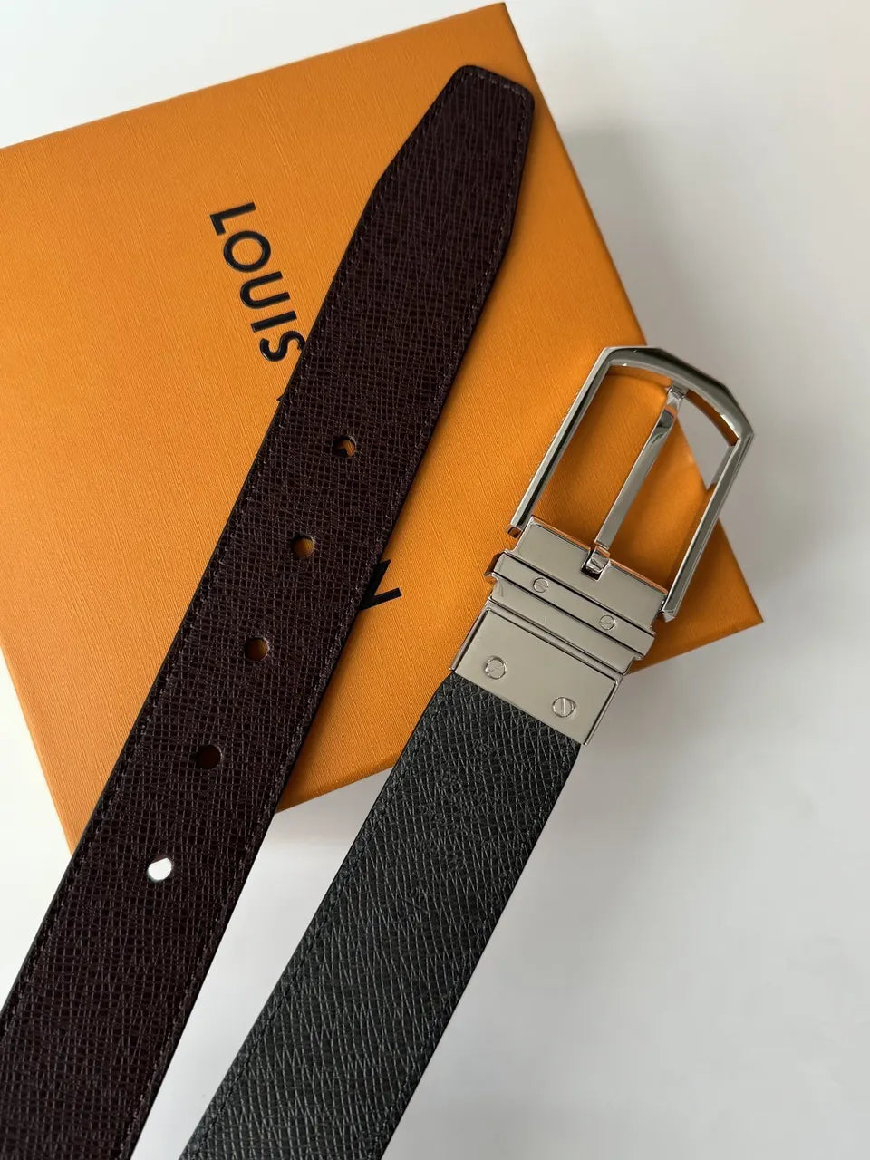 Louis Vuitton Brown Leather Reversible Belt - Hình 6