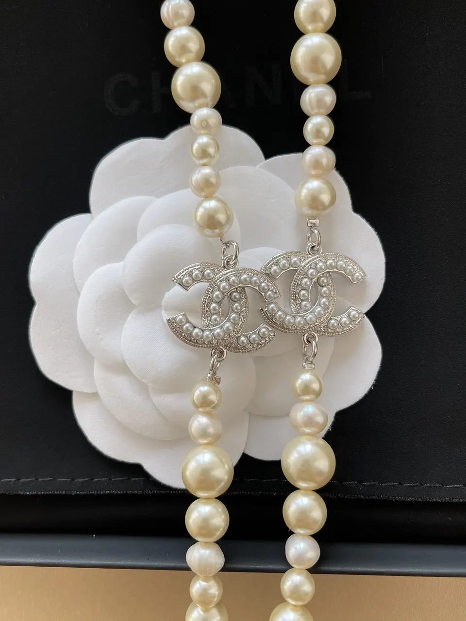 Chanel Pearl Tassel Belt - Hình 5