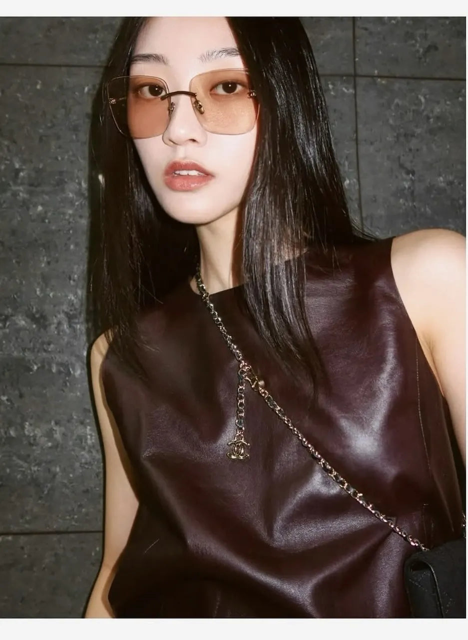Chanel Oversized Black Sunglasses - Hình 5