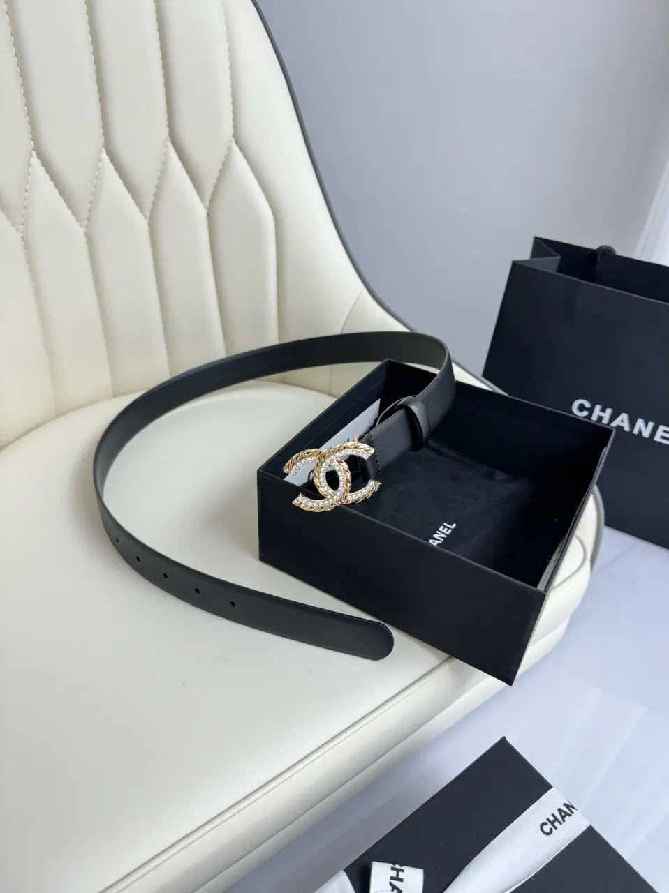 leather buckle Chanel Crystal CC Black Belt - Hình 2
