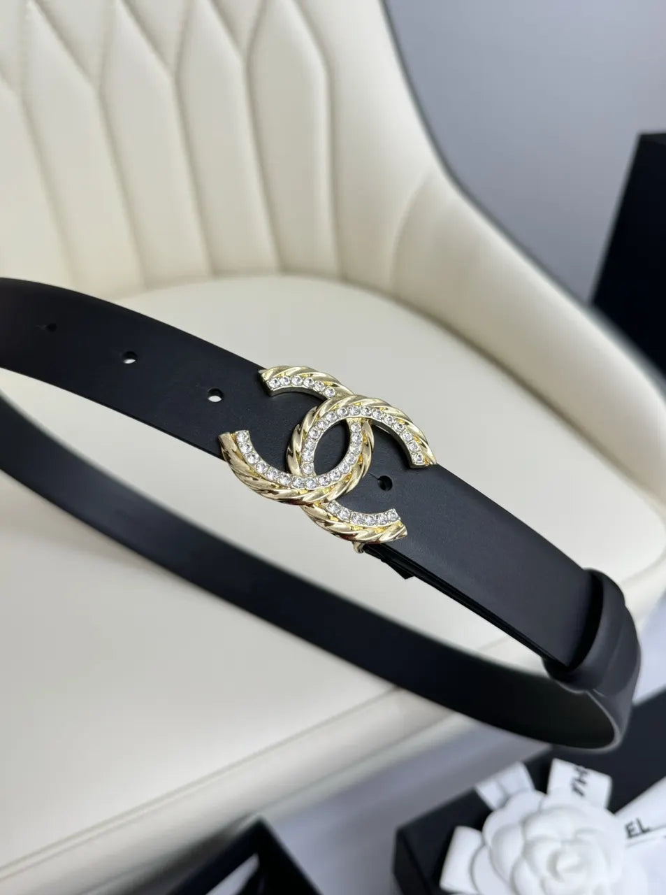 leather buckle Chanel Crystal CC Black Belt - Hình 5