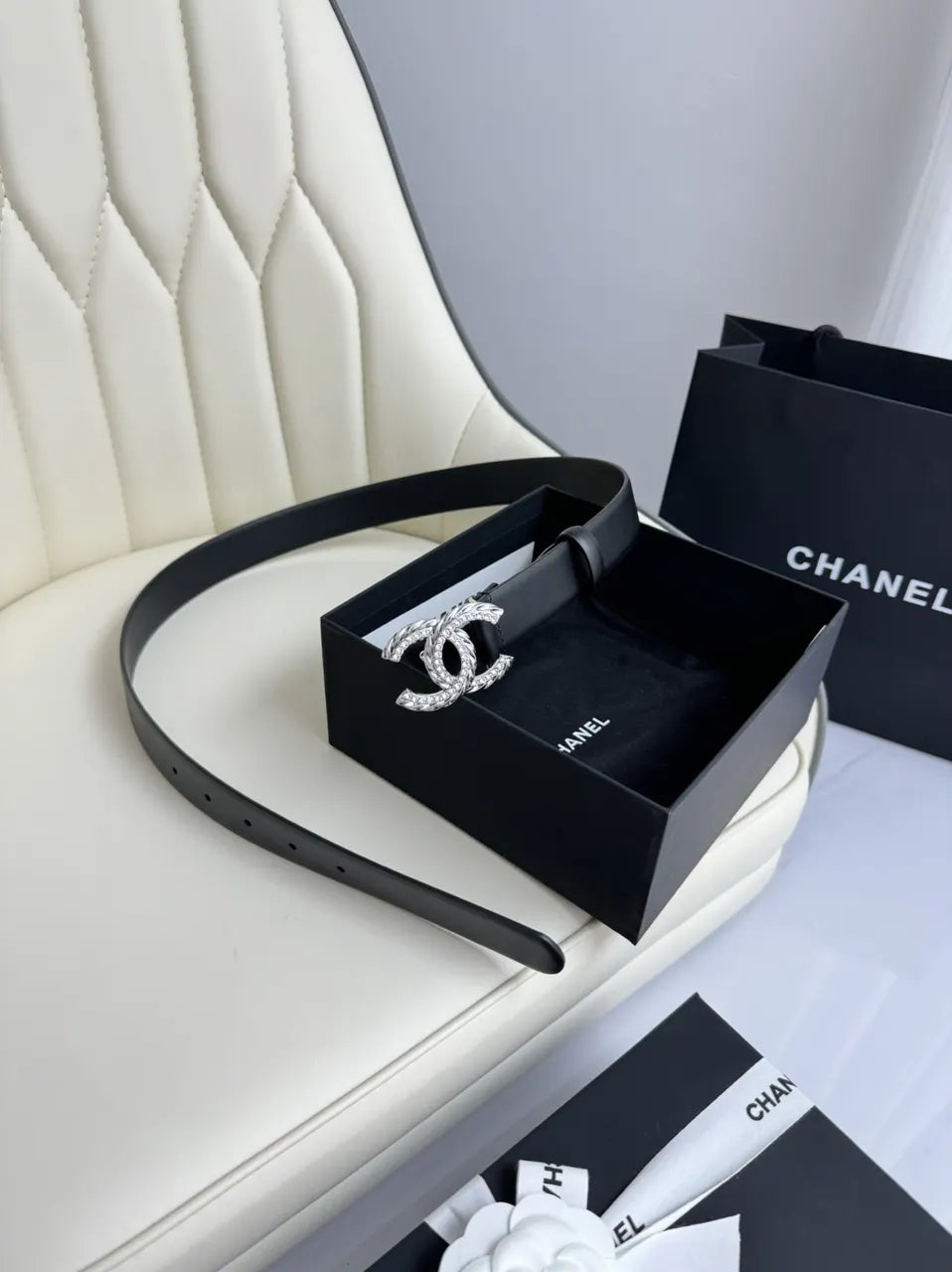 Chanel Black Leather Belt Silver Crystal - Hình 2