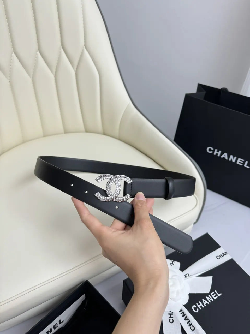 Chanel Black Leather Belt Silver Crystal - Hình 3