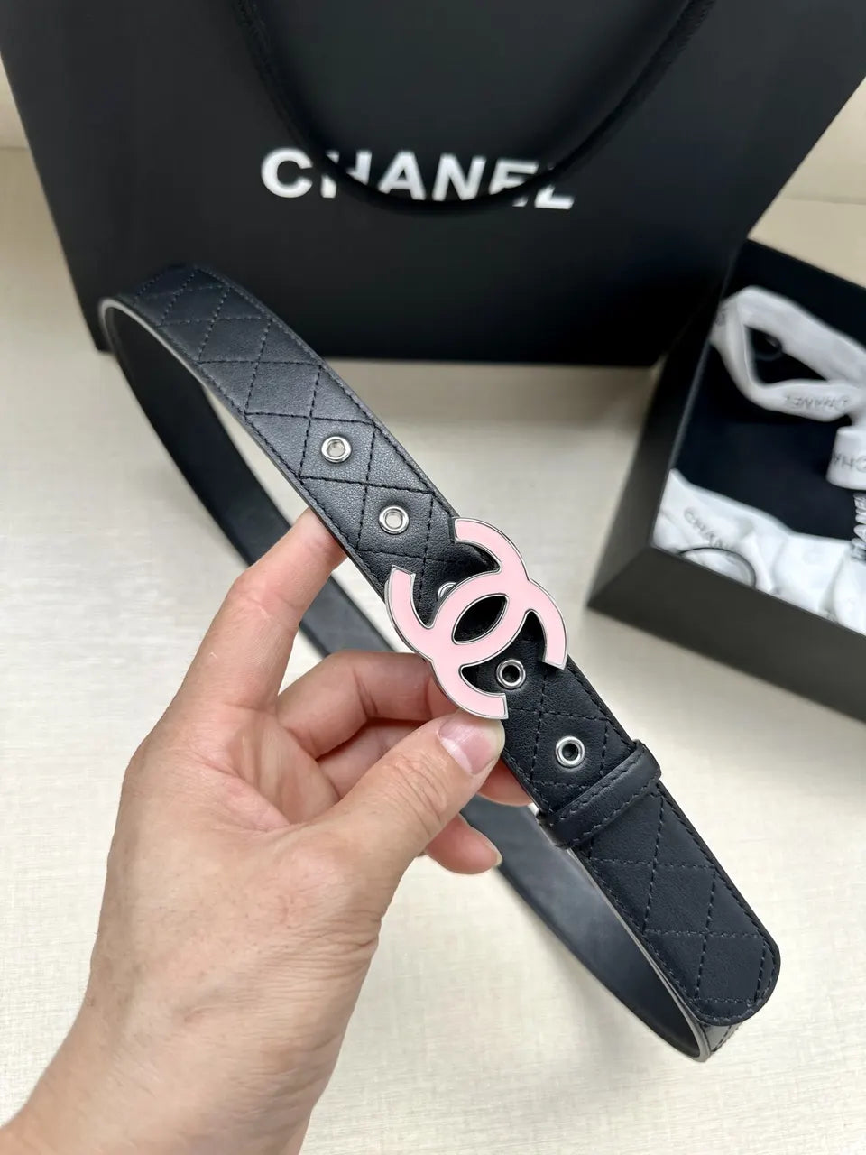 Chanel Black Quilted Belt Pink - Hình 6
