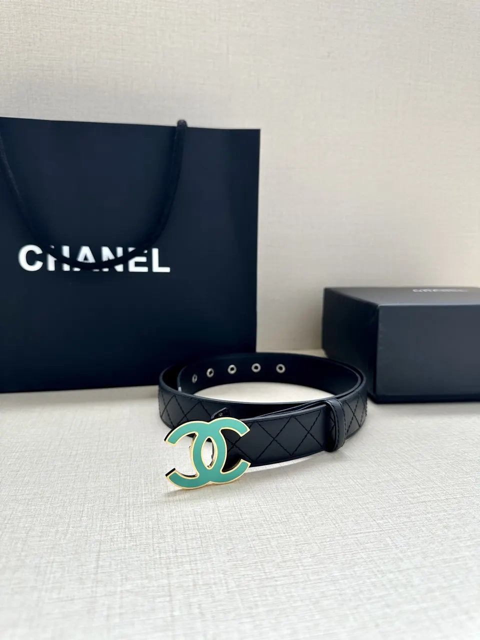 turquoise Chanel Black Quilted Belt - Hình 3