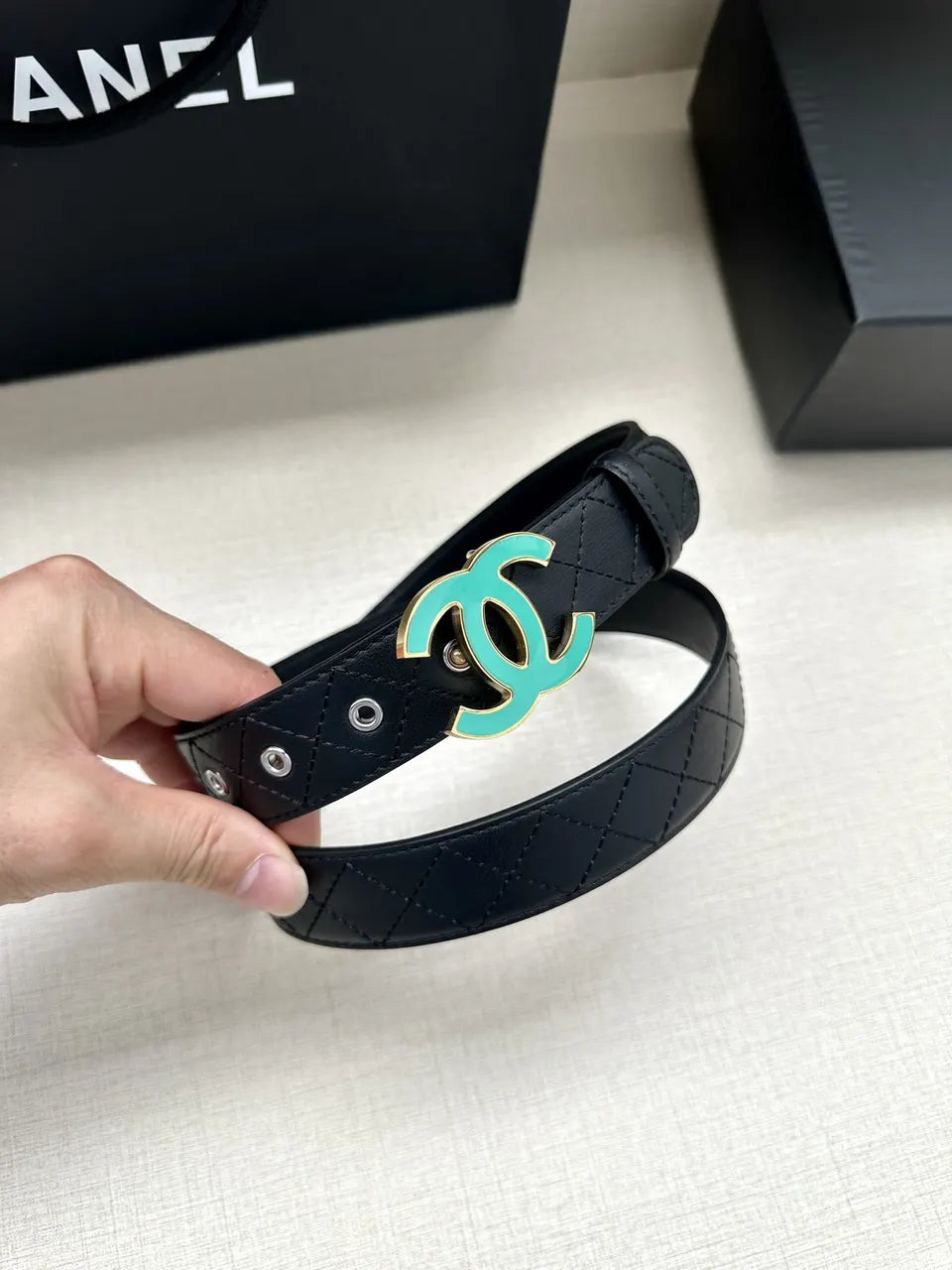 turquoise Chanel Black Quilted Belt - Hình 4