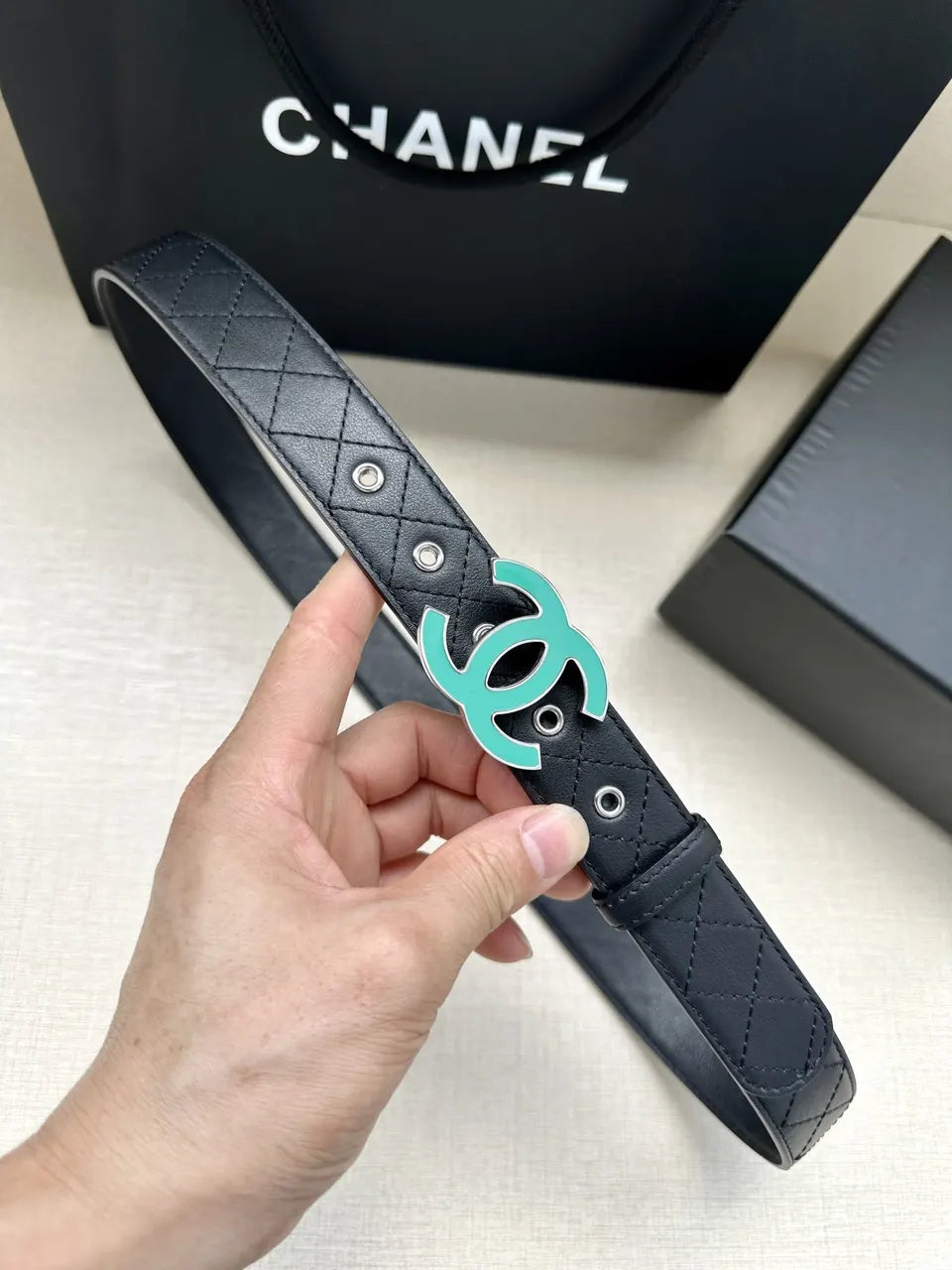 turquoise Chanel Black Quilted Belt - Hình 6